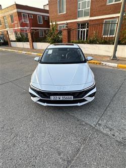 هیوندای ئەلەنترا